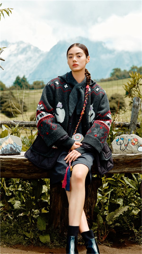 红袖2025冬季非遗提花系列：以貂毛温润，织就跨越代际的冬日诗篇(图2)
